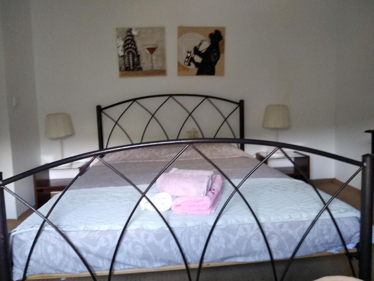 Spiti Lou Apartment Notos Luaran gambar